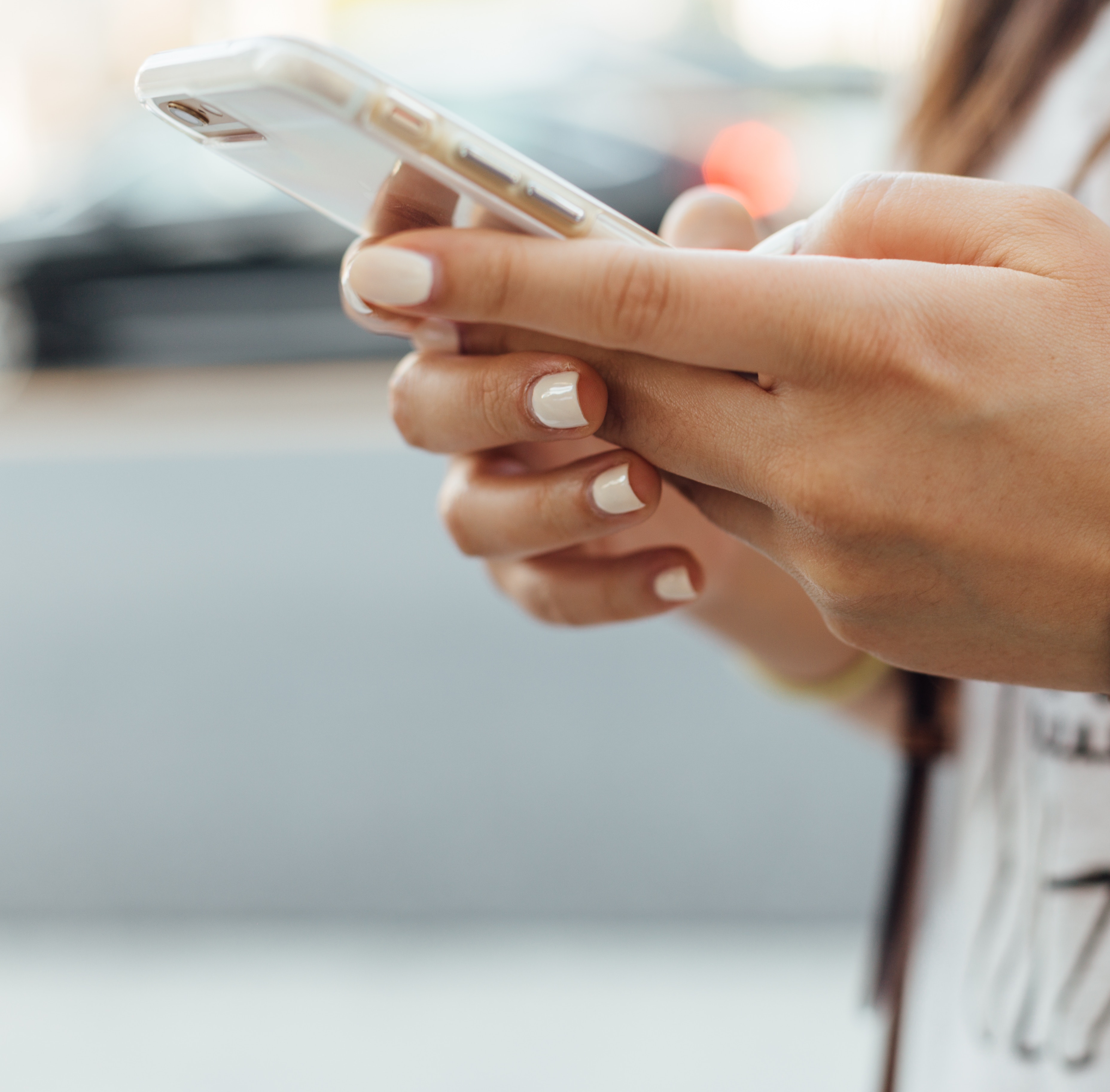 paul-hanaoka-608788-unsplash